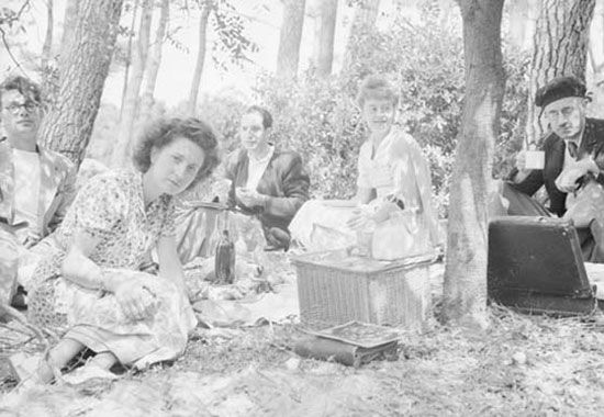 19 août 1946 Royan, Pique-nique / Visuel : D.R.