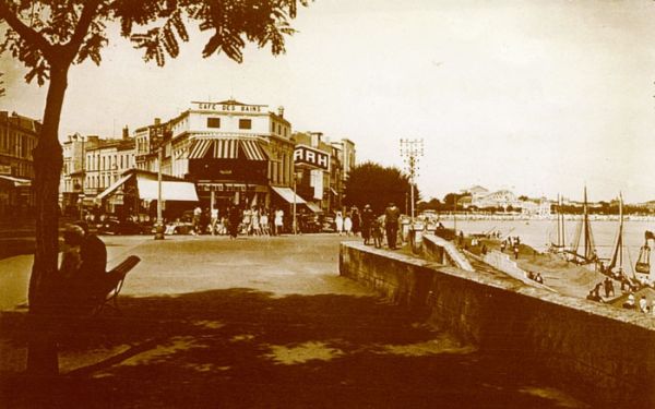 Carrefour rue Gambetta 1940 / Visuel : D.R.