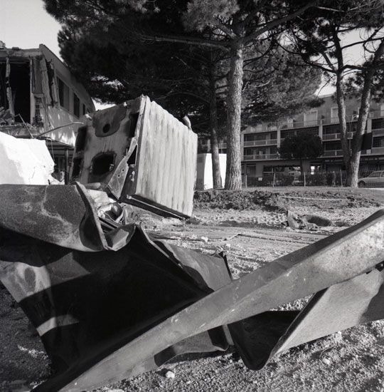 Destruction casino / Photo : A. Rodier