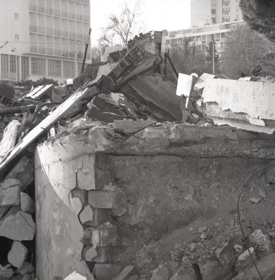 Destruction casino / Photo : A. Rodier