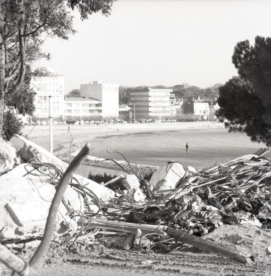 Destruction casino / Photo : A. Rodier