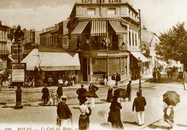Le cafe des bains 1940 / Visuel : D.R.