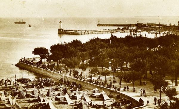 Le port 1940 / Visuel : D.R.