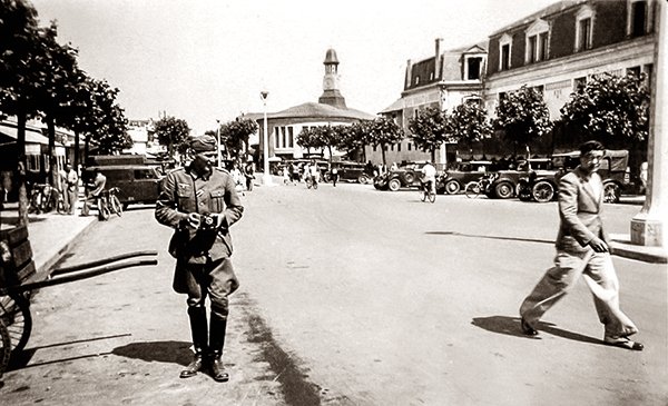 Bd du Marché pendant la Seconde guerre mondiale / coll. E. Renoux