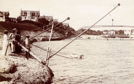 Pontaillac, les carrelets de la falaise nord, au début / Collection Jacques Daniel