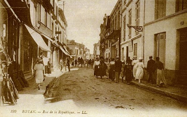Rue de la Republique 1940 / Visuel : D.R.