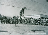 Tournoi de volley-ball devant le Sporting, années 60