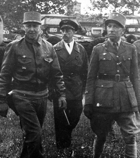 De gauche à droite : le général de Larminat, le général Corniglion-Molinier et le général Marchand. / Coll. E. Renoux