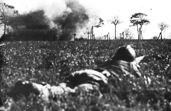 Devant Royan le 14 avril. La prise des avant-postes. / Coll. E. Renoux