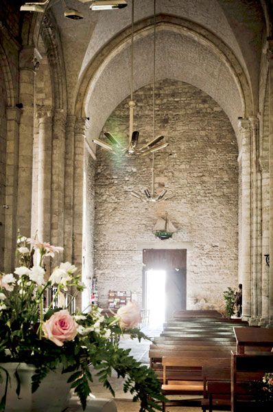 Église-St-Pierre-intérieur-entrée / Visuel : D.R.