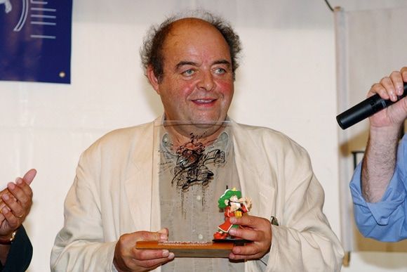 Jacques Villeret, compagnon du Festival Humour et Eau Salée, remet le prix Iznogoud. / Visuel : D.R.