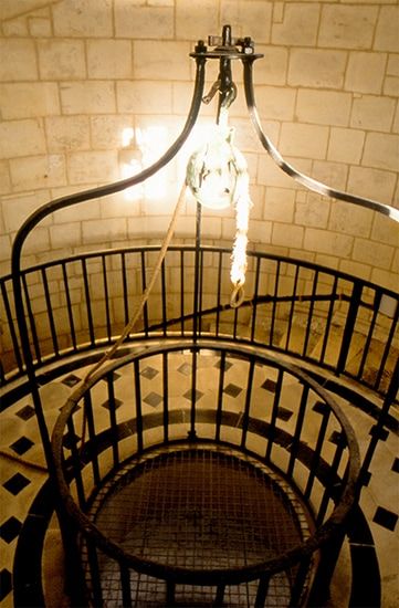 Oculus permettant de monter la matière première nécessaire pour allumer le phare. / Photo Christophe Gauriaud