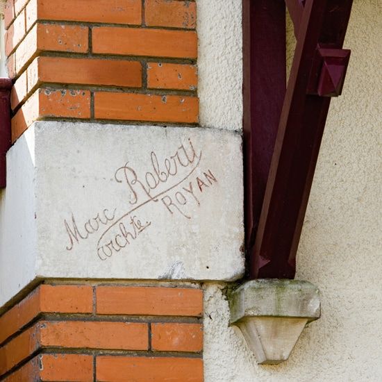 Signature de Roberti, Villa Les Tilleuls. / photo F.Chassebœuf