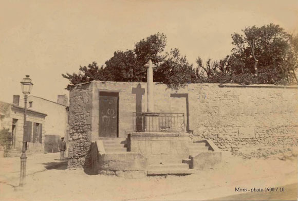 Mons-Royan-le-Calvaire-photo-1900-coll.-Gerbault-Seureau
