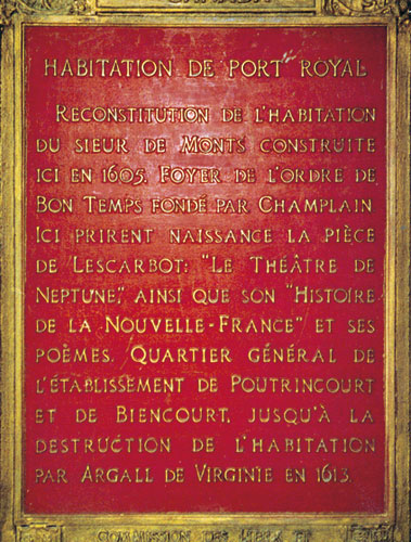 Une plaque rappelle les circonstances de la fondation de 1605.