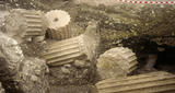 Colonnes découvertes sur le site du Fâ à Barzan