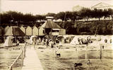 Royan, les cabines de bains à Foncillon en 1900